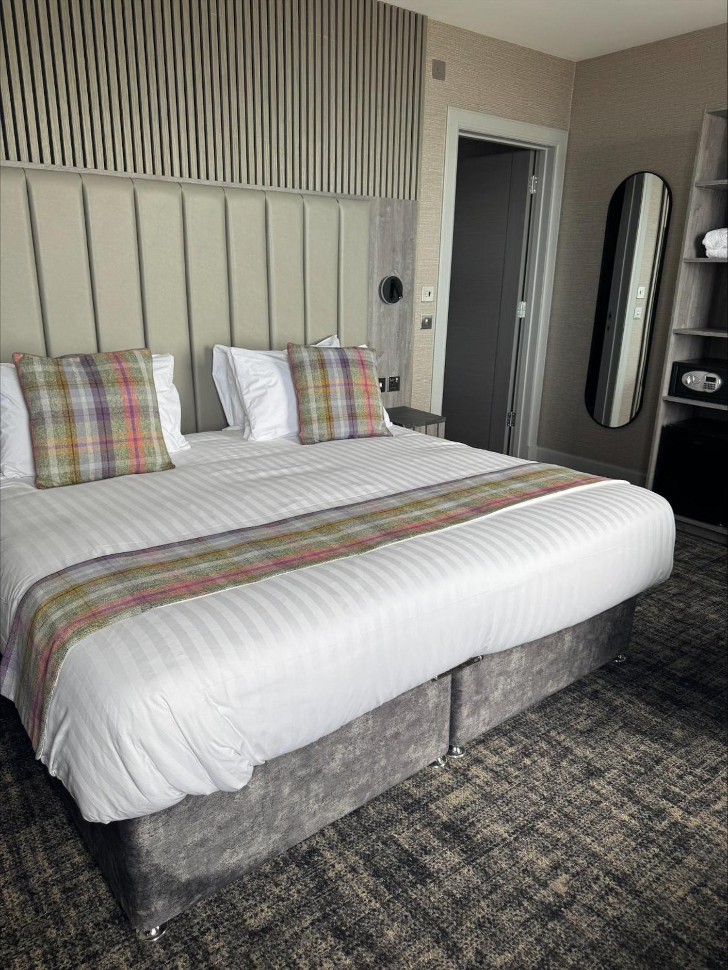 The Knowes Hotel & Restaurant Macduff Dış mekan fotoğraf